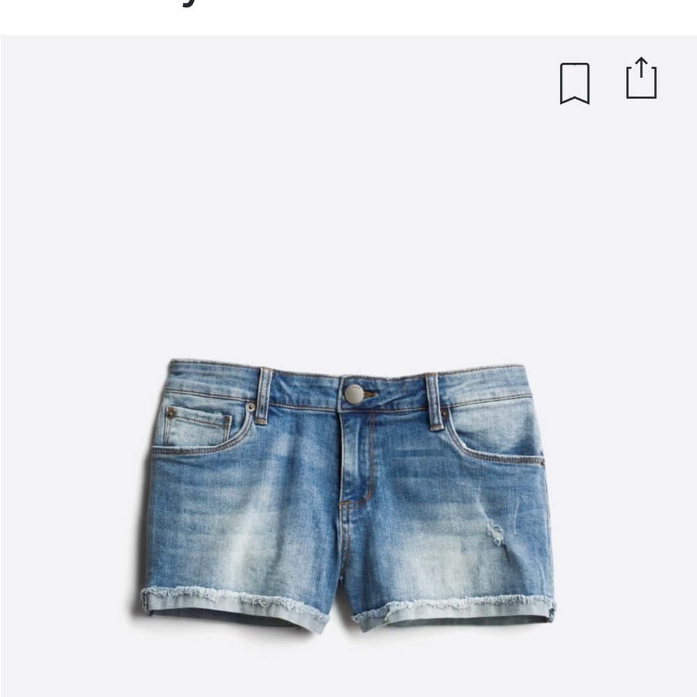 STS Blue Molly tacked cuff short. Color:Indigo, size 6 or 28